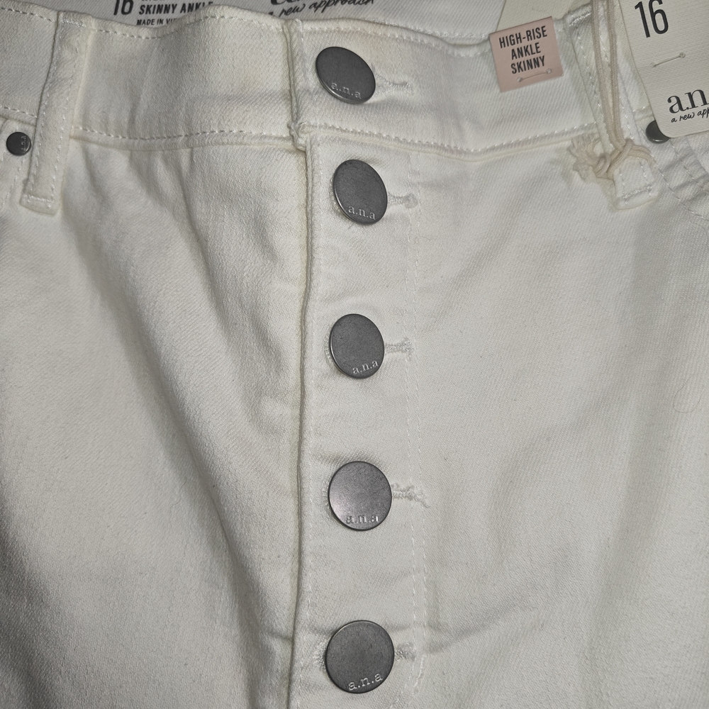 a.n.a White High-Rise Button-Fly Women’s Jeans - Picture 3 of 7
